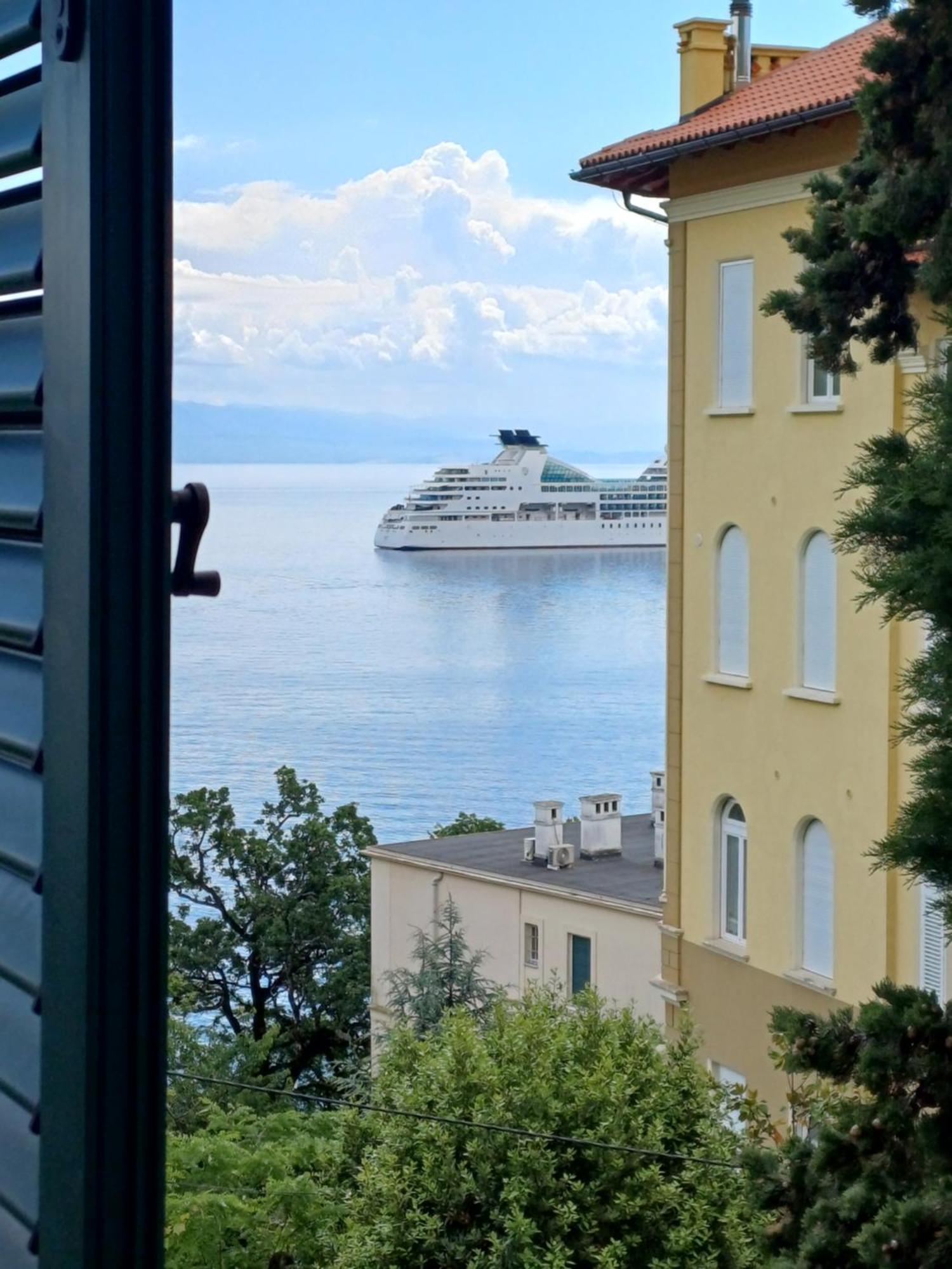 Apartment Zdenka - 100 M From The Beach โอปาติยา ภายนอก รูปภาพ