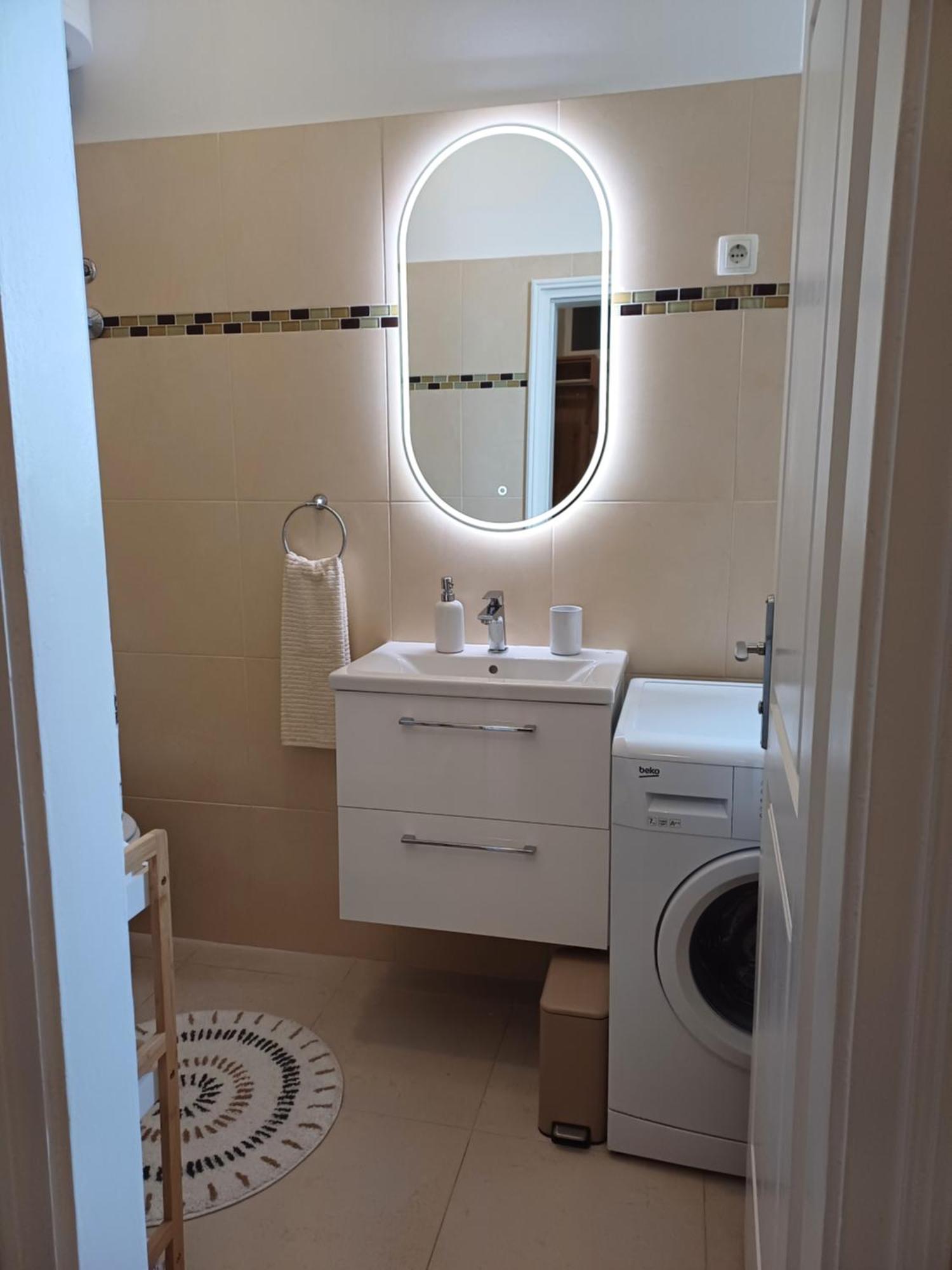 Apartment Zdenka - 100 M From The Beach โอปาติยา ภายนอก รูปภาพ