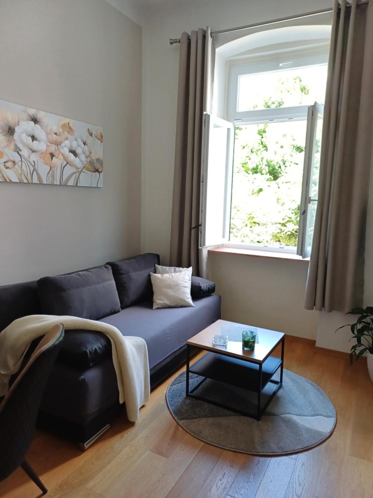 Apartment Zdenka - 100 M From The Beach โอปาติยา ภายนอก รูปภาพ